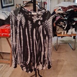 Phanuel Black and White Tie-Dye Long Sleeve Tee